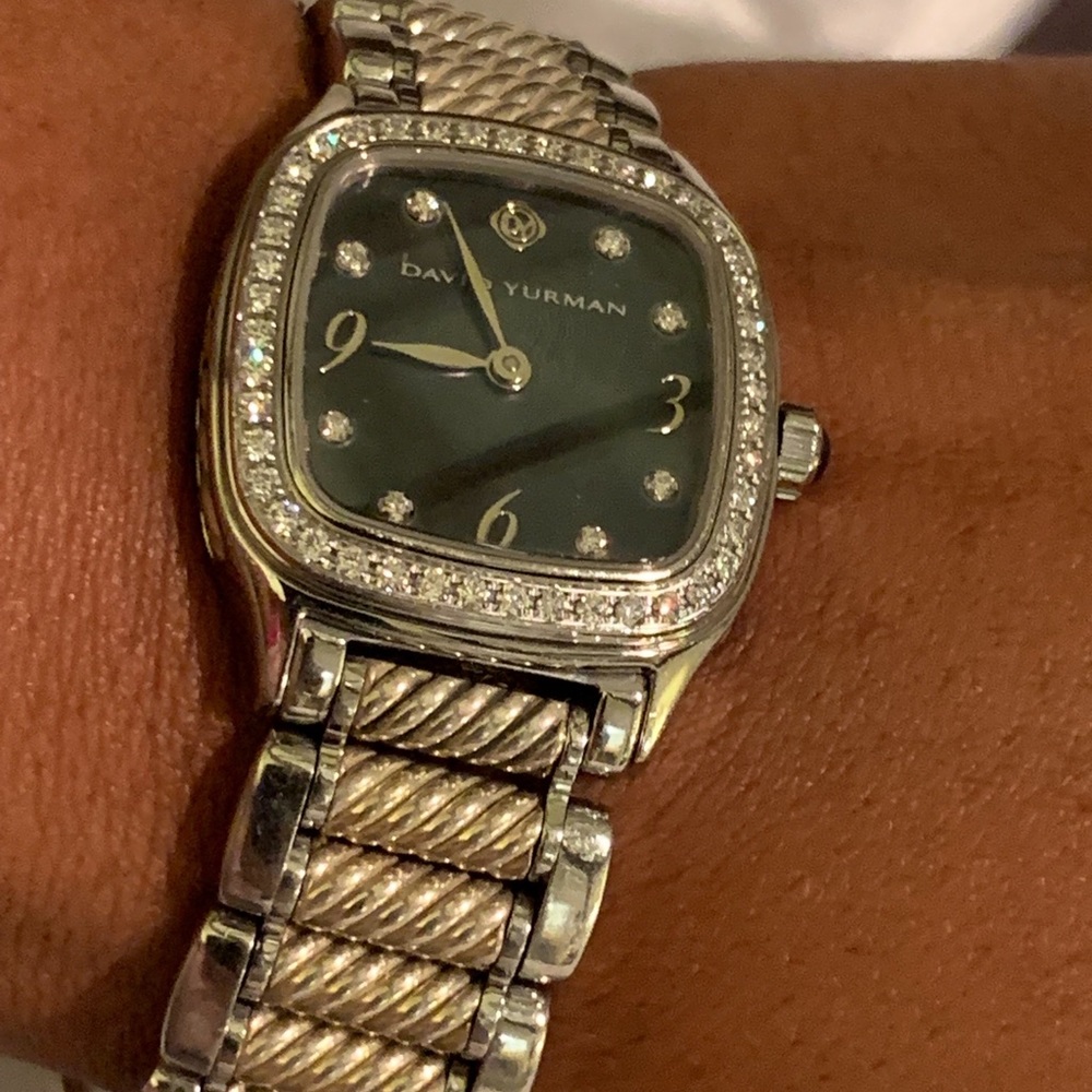 DAVID YURMAN “THOROUGHBRED” QUARTZ DIAMOND BEZEL